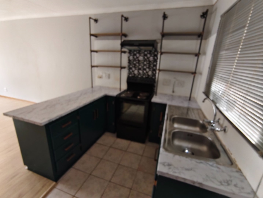 2 Bedroom Property for Sale in Langenhovenpark Free State